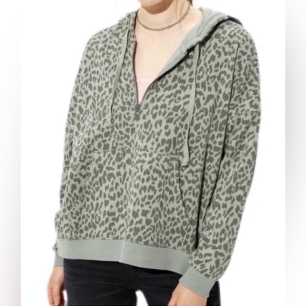 American Eagle amazingly‎ Soft 3/4 leopard Print Hoodie Sweatshirt | XS